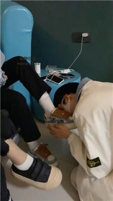 201836h4uu7cc557hbrrbr.jpg